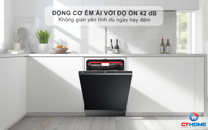 Động cơ chay êm ái với độ ồn chỉ 42 dBA - không gian yên tĩnh dù ngày hay đêm