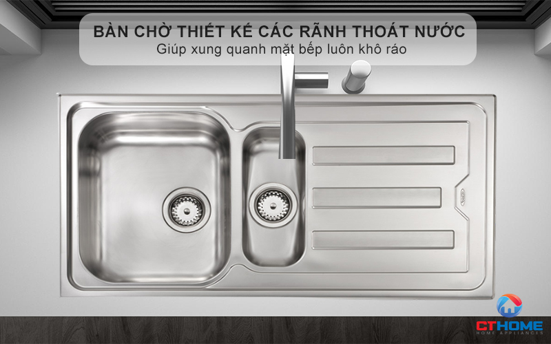 Bàn chờ thiết kế các rãnh thoát nước giúp xung quanh mặt bếp luôn khô ráo