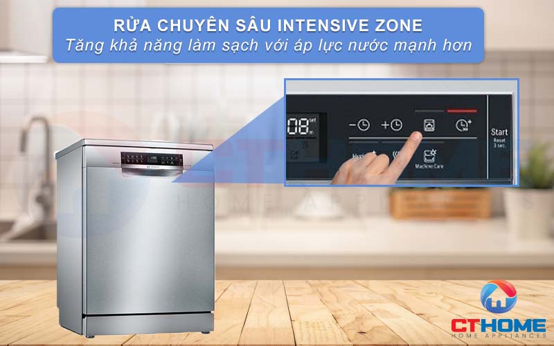  IntensiveZone là tính năng đặc biệt của Máy rửa bát Bosch SMS68MI04E, giúp rửa sạch đồ dùng nhiều cặn bẩn ở giàn dưới cùng.