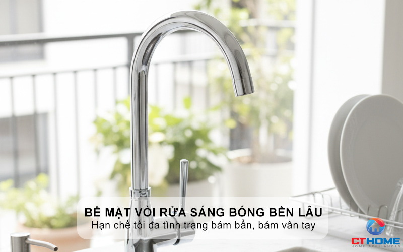 Bề mặt vòi rửa sáng bóng bền lâu, chống bám vân tay