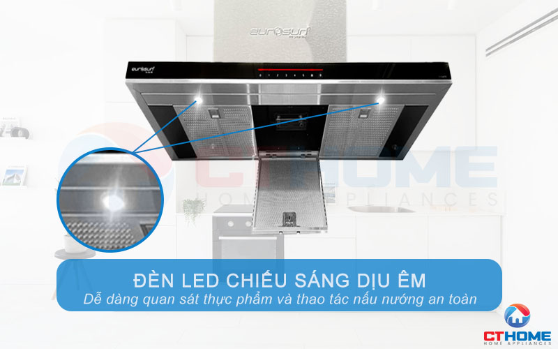 Màn hình LED chiếu sáng dịu êm giúp bạn dễ dàng quan sát thức ăn khi nấu