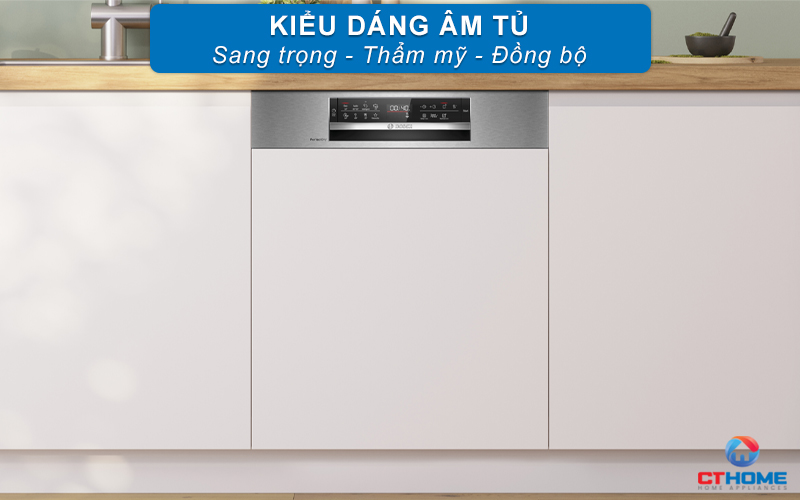 Kiểu dáng âm tủ, đồng bộ với không gian bếp