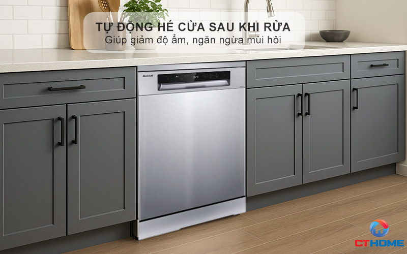 Tự động hé cửa sau khi rửa