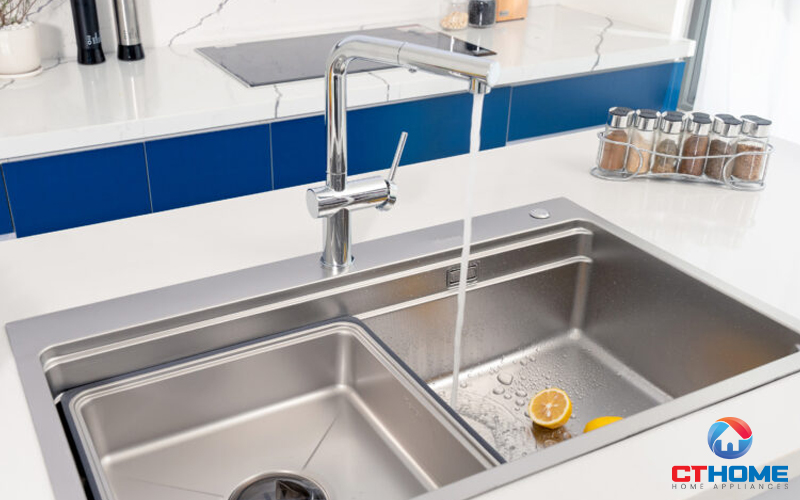 VÒI RỬA BÁT DÂY RÚT KONOX STREAM CHROME 1